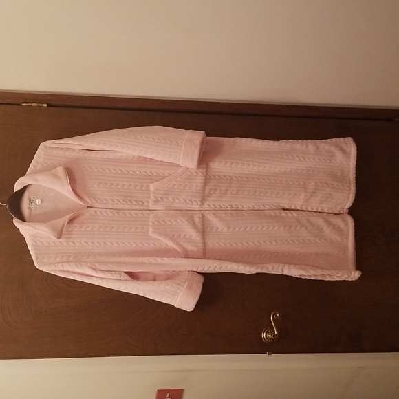 ME Makeover Essentials Other - Pink Plush Ladies Full Zipper Bathrobe by ME Makeover Essentials